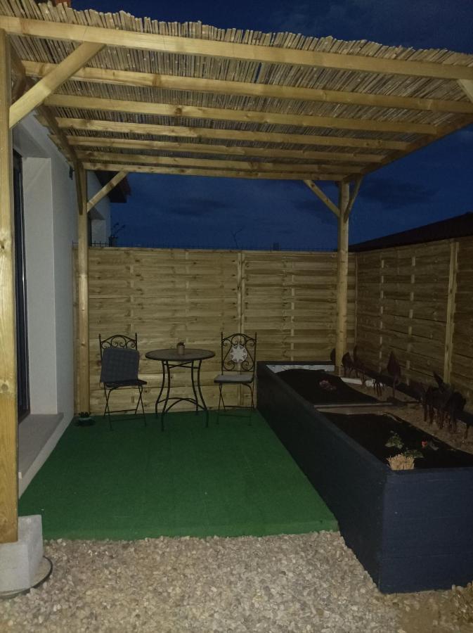 Chambre Amenage En Studio Cers Екстер'єр фото